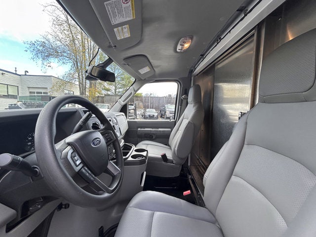 2026 Ford E-Series Cutaway E-350 SRW