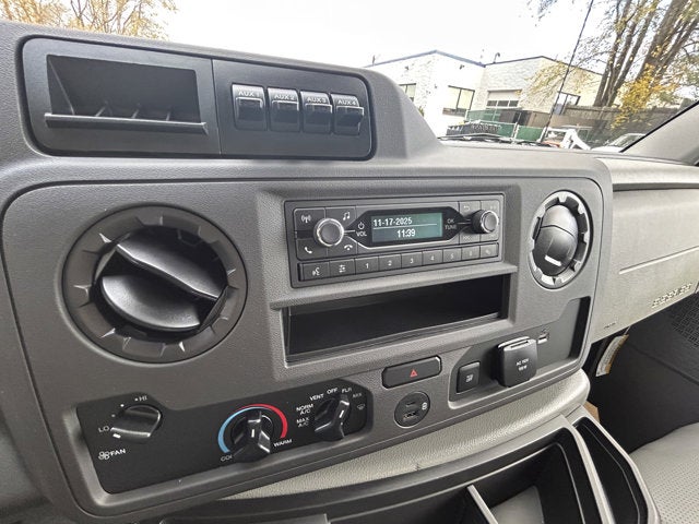 2026 Ford E-Series Cutaway E-350 SRW