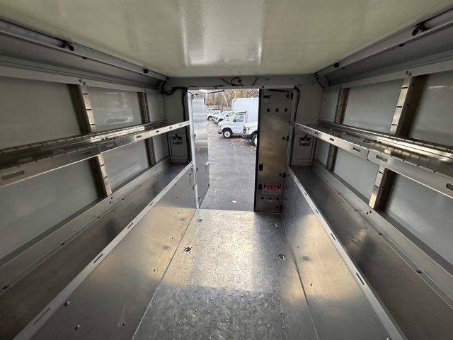 2026 Ford E-Series Cutaway E-350 SRW