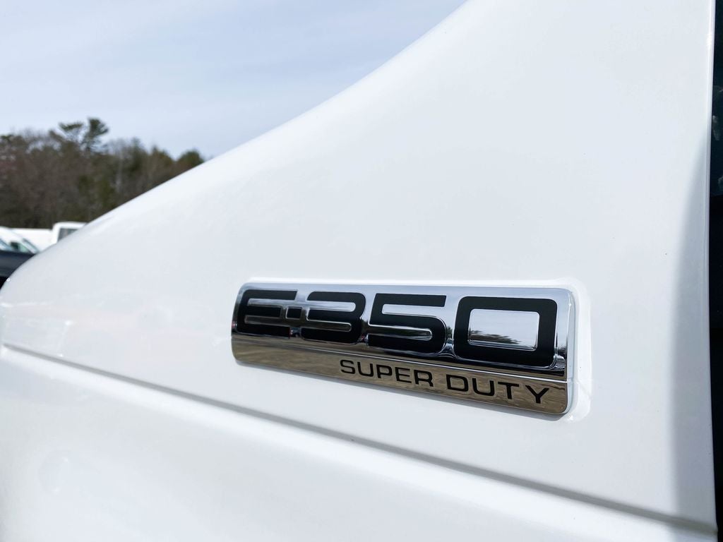 2026 Ford E-350SD Base Cutaway