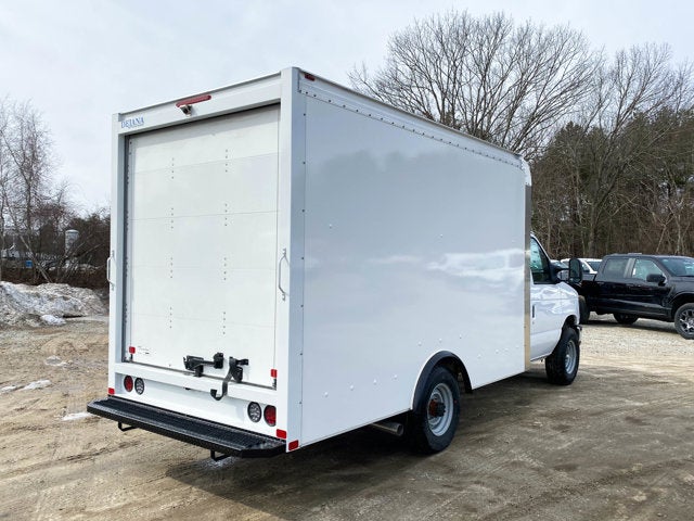 2026 Ford E-350SD Base Cutaway