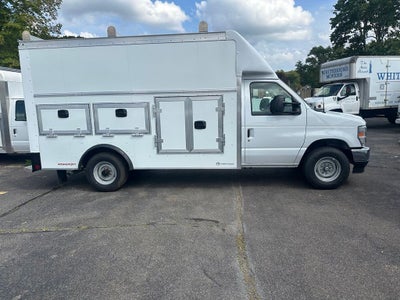 2027 Ford E-Series Cutaway 12ft Box Truck