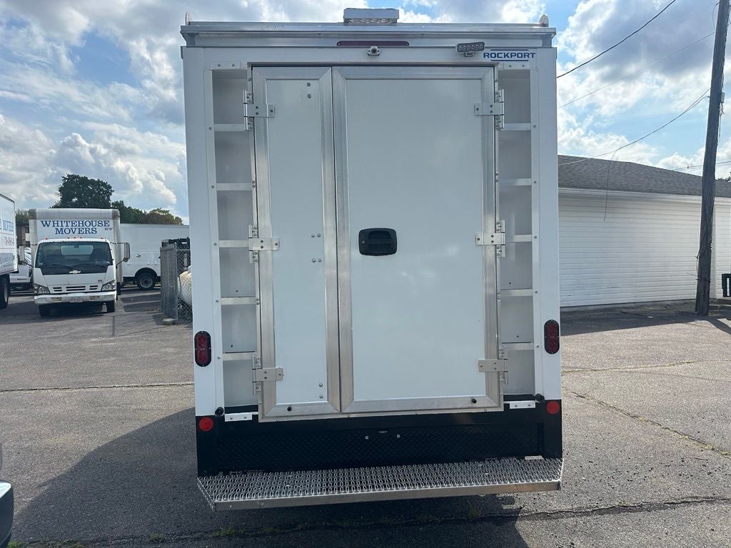 2027 Ford E-Series Cutaway 12ft Box Truck