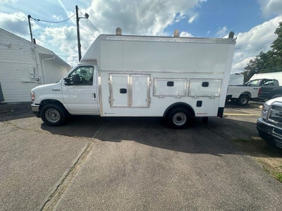 2027 Ford E-Series Cutaway 12ft Box Truck