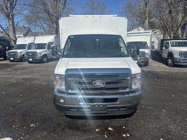 2026 Ford E-350SD Base Cutaway