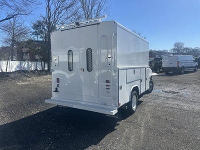 2026 Ford E-350SD Base Cutaway