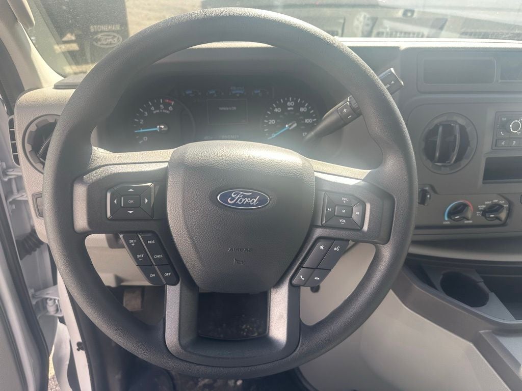 2026 Ford E-Series Cutaway E-350 SRW