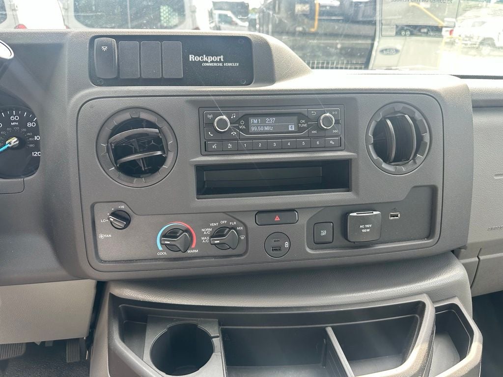 2027 Ford E-Series Cutaway E-350 SRW