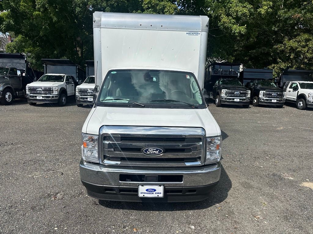 2027 Ford E-Series Cutaway E-350 SRW