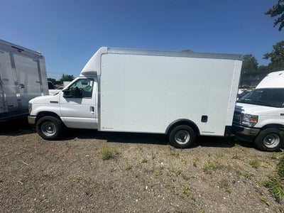 2027 Ford E-Series Cutaway E-350 SRW