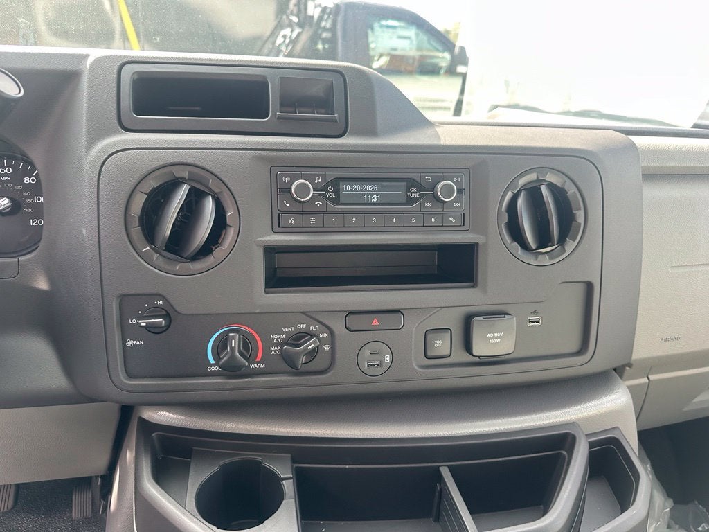 2027 Ford E-Series Cutaway Base