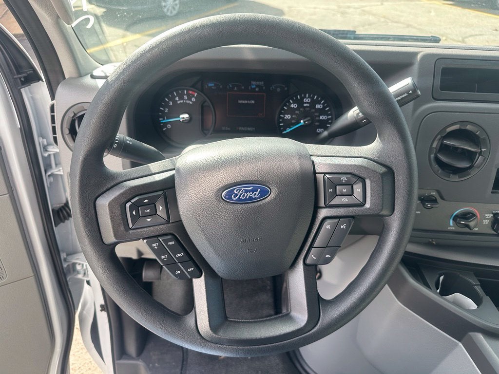 2027 Ford E-Series Cutaway Base