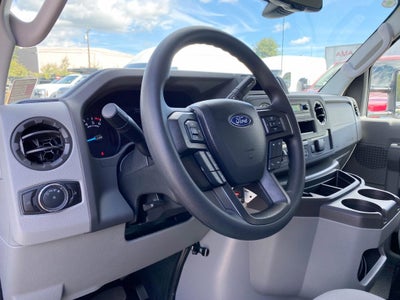2027 Ford E-Series Cutaway E-350 SRW