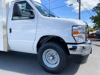 2027 Ford E-Series Cutaway E-350 SRW