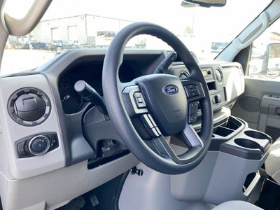 2027 Ford E-Series Cutaway Base