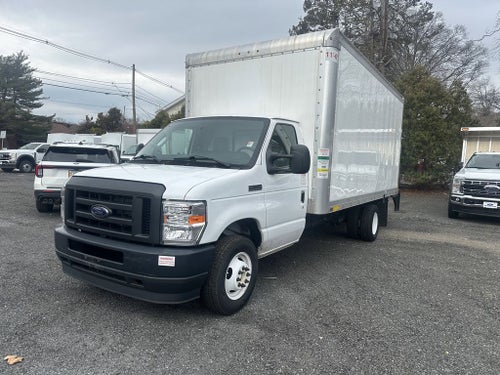 2023 Ford E-350SD FOOT W/LIFT GATE