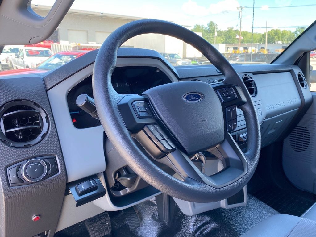 2027 Ford F-750 Base