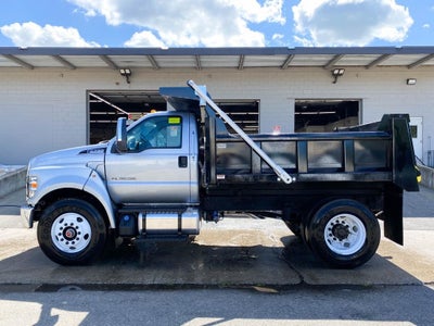 2027 Ford F-750 Base