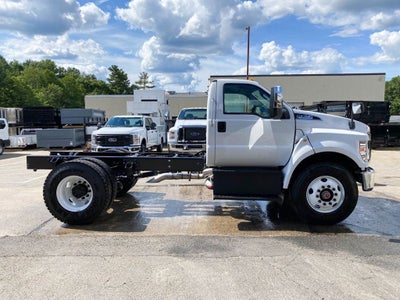 2027 Ford F-750 F-750 SD Diesel Straight Frame