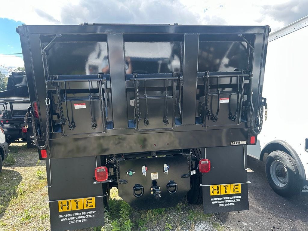 2027 Ford F-750 Base