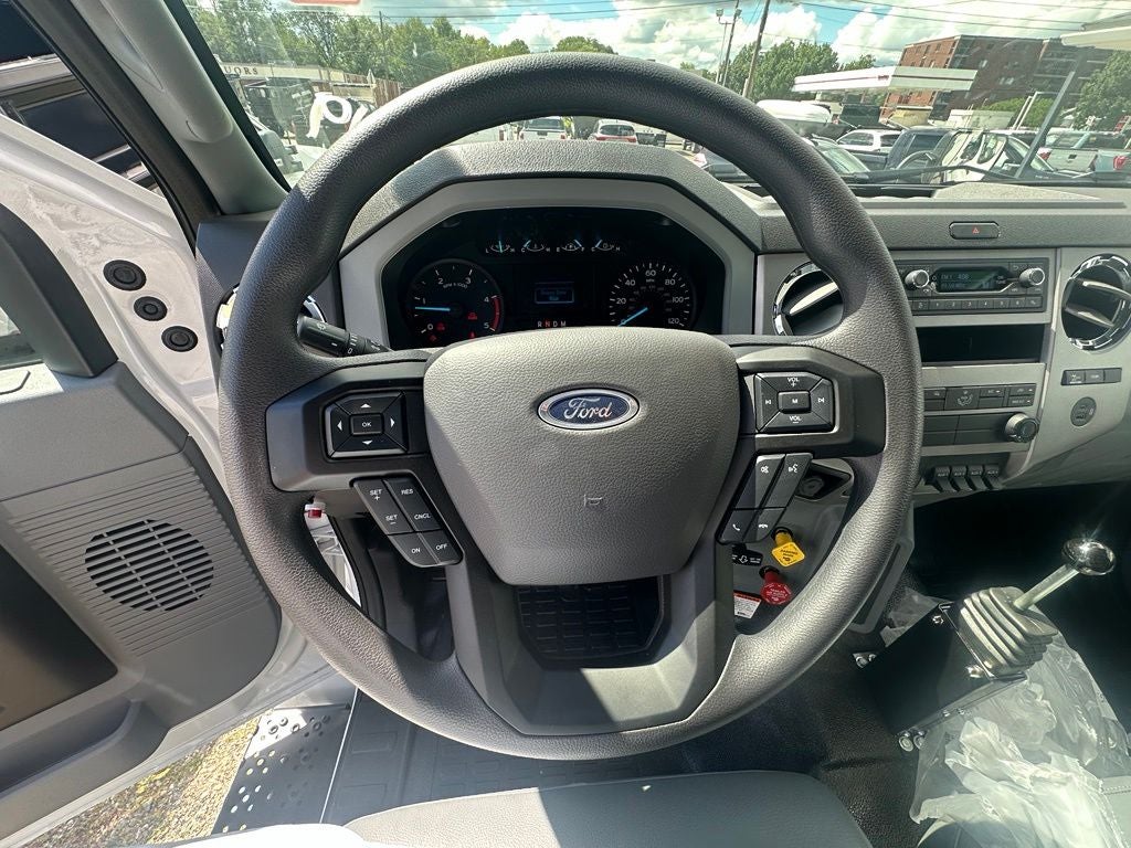 2027 Ford F-750 Base