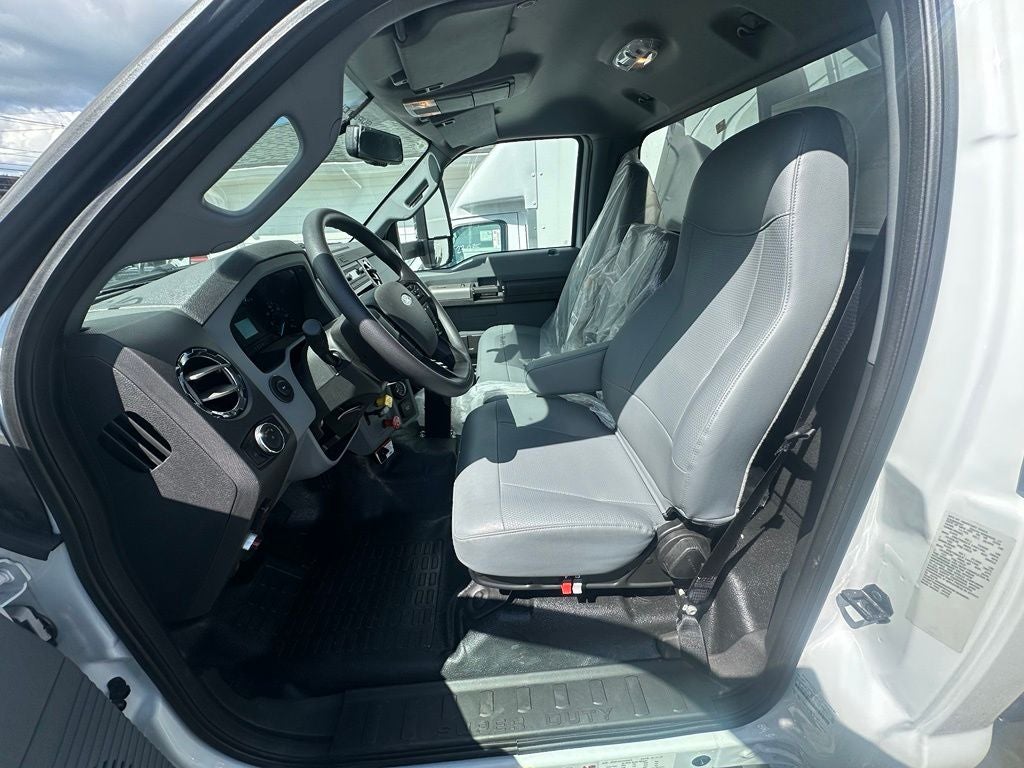 2027 Ford F-750 Base