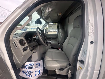 2027 Ford E-Series Cutaway 16ft Box Truck