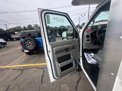 2027 Ford E-Series Cutaway 16ft Box Truck