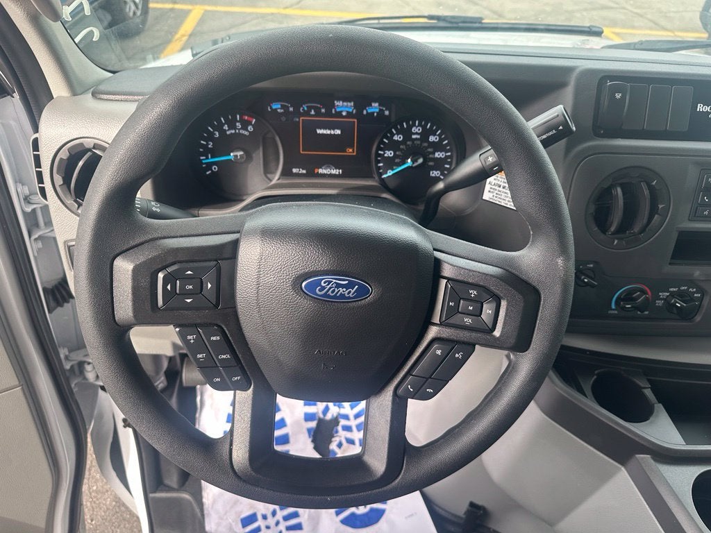 2027 Ford E-Series Cutaway 16ft Box Truck