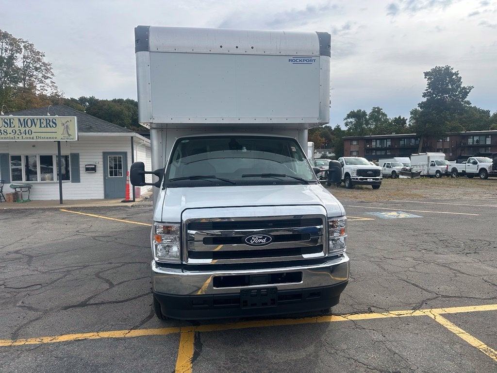 2027 Ford E-Series Cutaway 16ft Box Truck