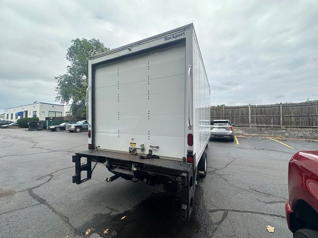 2024 Ford E-450SD Base