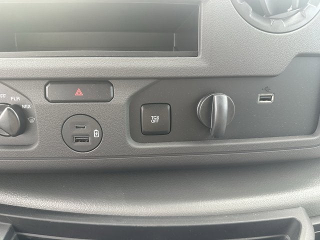 2026 Ford E-Series Cutaway 14ft Box Truck