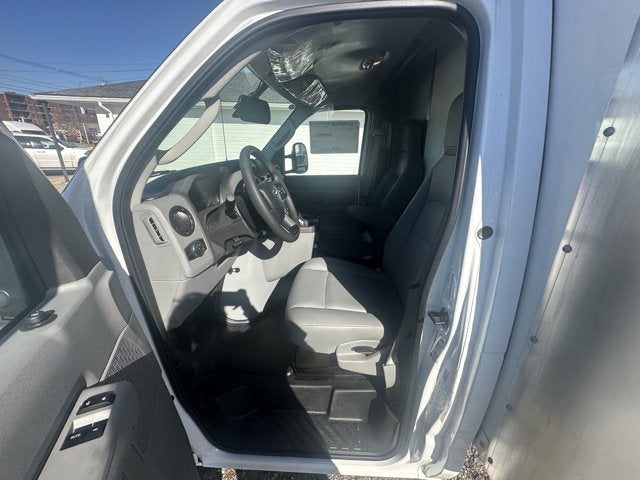 2026 Ford E-Series Cutaway 14ft Box Truck