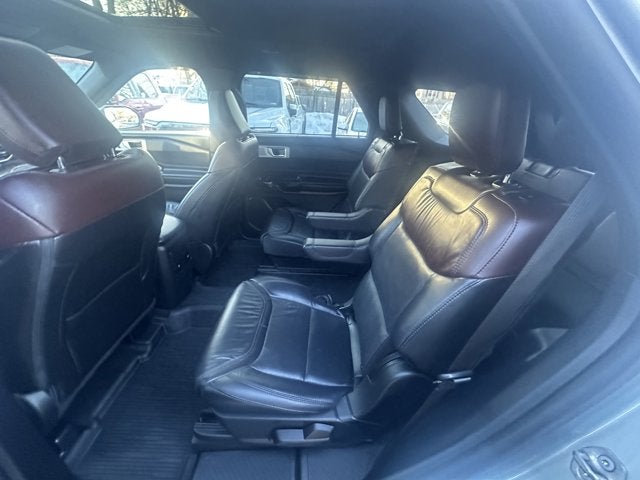 2022 Ford Explorer Platinum 4WD V-6 M/Roof