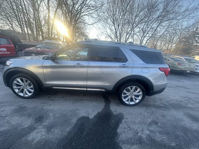 2022 Ford Explorer Platinum 4WD V-6 M/Roof