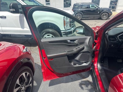 2022 Ford Escape SEL AWD M/Roof