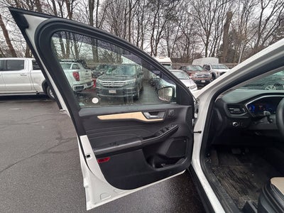 2022 Ford Escape Titanium AWD Elite Pkg. M/Roof