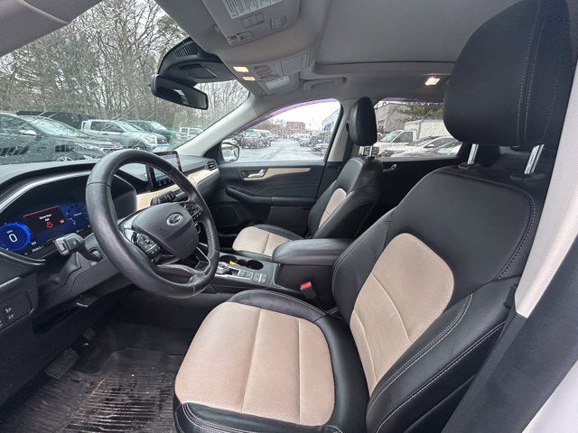 2022 Ford Escape Titanium AWD Elite Pkg. M/Roof