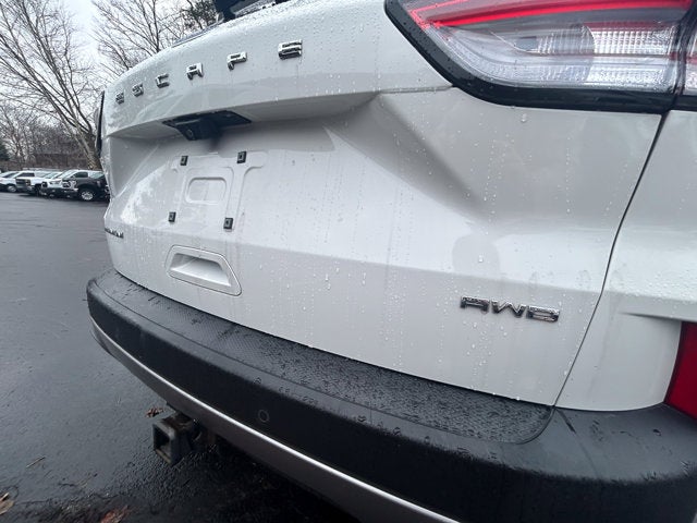 2022 Ford Escape Titanium AWD Elite Pkg. M/Roof