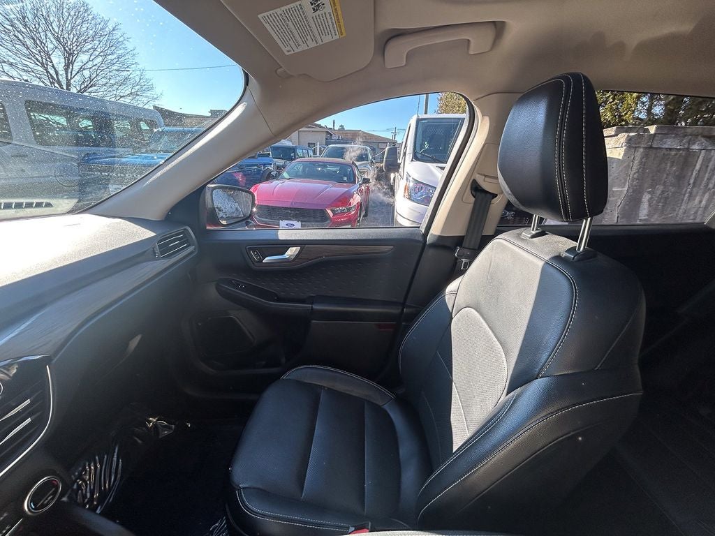 2020 Ford Escape Titanium