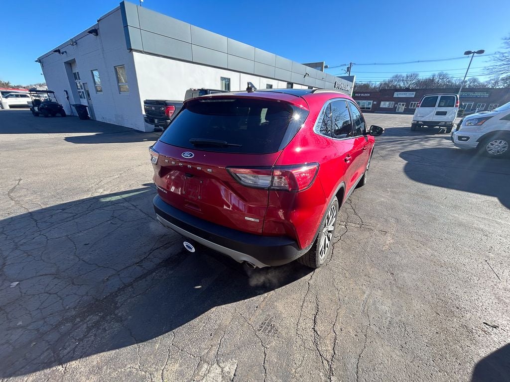 2020 Ford Escape Titanium