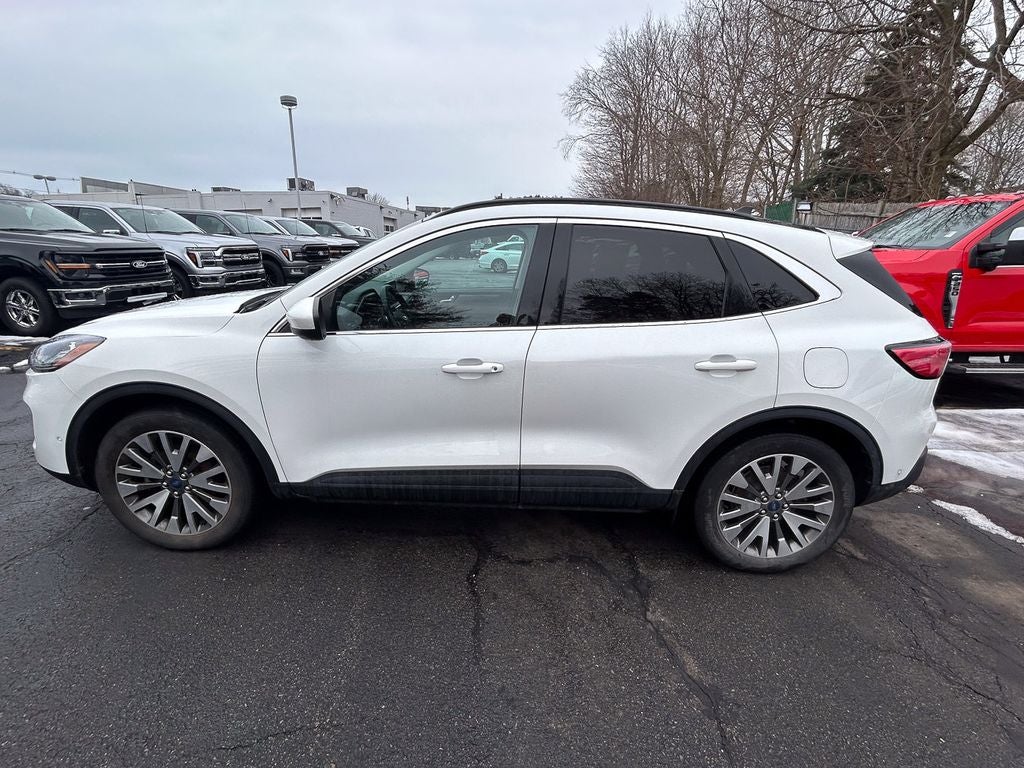 2021 Ford Escape Titanium