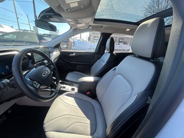 2025 Ford Escape Platinum AWD M/Roof