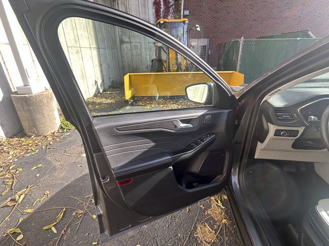 2023 Ford Escape Platinum AWD