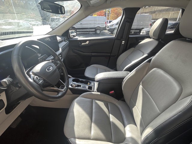 2023 Ford Escape Platinum AWD