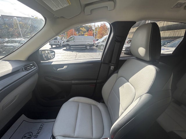 2023 Ford Escape Platinum AWD