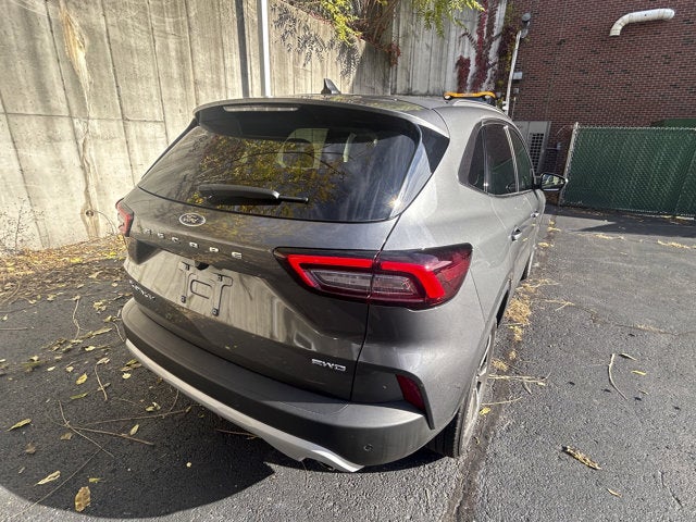 2023 Ford Escape Platinum AWD