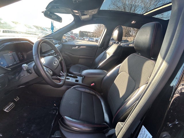 2024 Ford Escape ST-Line AWD M/Roof Nav.