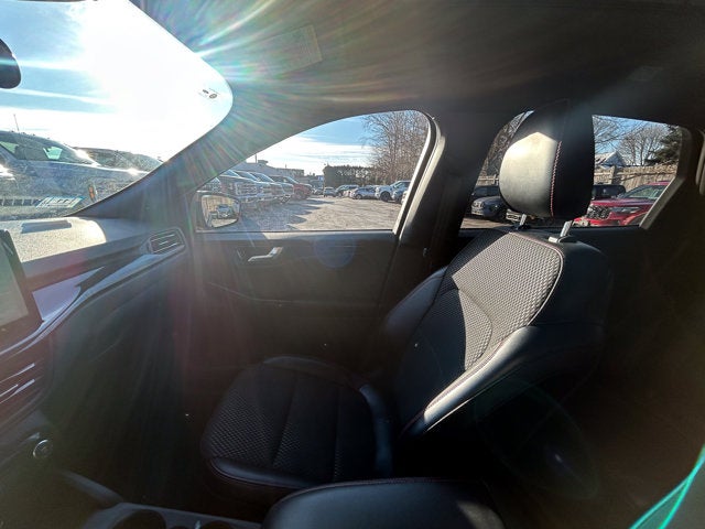 2024 Ford Escape ST-Line AWD M/Roof Nav.