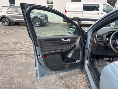 2025 Ford Escape ST-Line Select